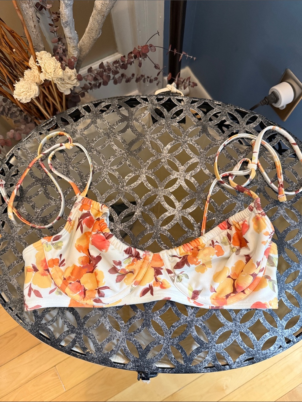 ✨Abercrombie & Fitch Bikini 2 Bottoms Small✨ - Picture 6 of 8